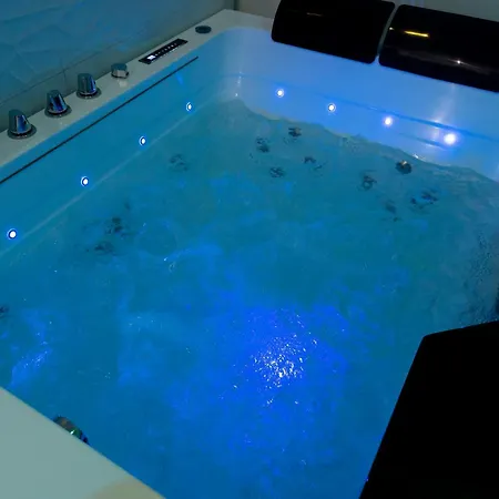 Suite And Spa 21 Digione Esterno foto