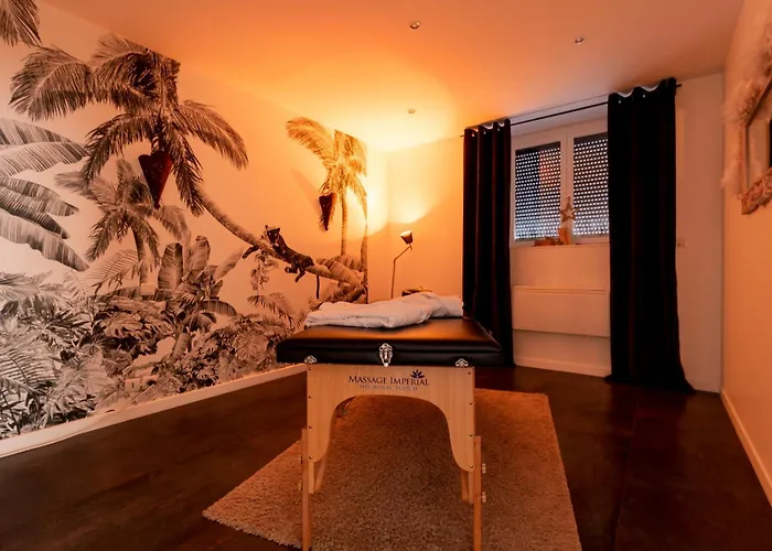 Suite And Spa 21